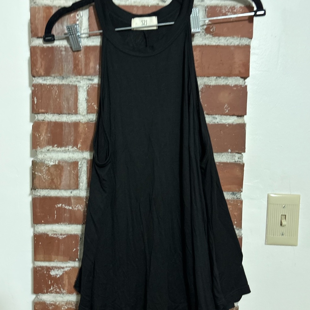 Forever 21 Elegant Black Tank Top